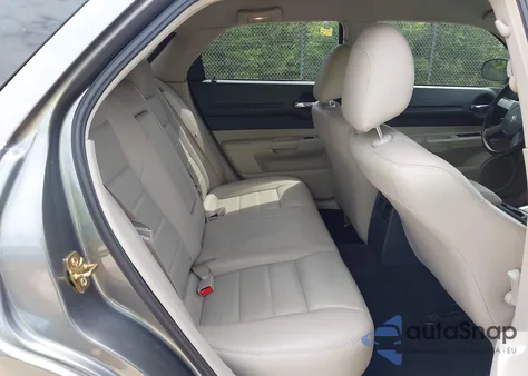 2005 Dodge Magnum Sxt из США, поврежденный, VIN 2D4GZ48V35H574786